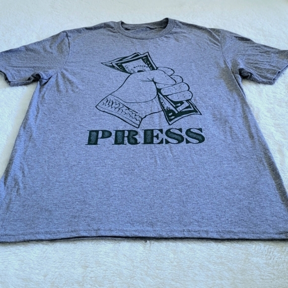 Swing Juice⛳️ "PRESS" Graphic Tee - NWOT - Picture 9 of 10